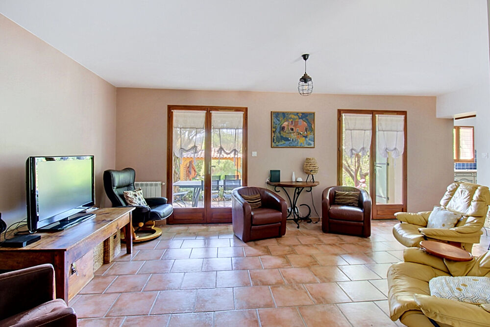 Vente Maison A VENDRE EN EXCLUSIVITE  - Maison Le Thoronet 6 pièces  148 m2- terrain  1600m2- Piscine - Garage et carport Le thoronet