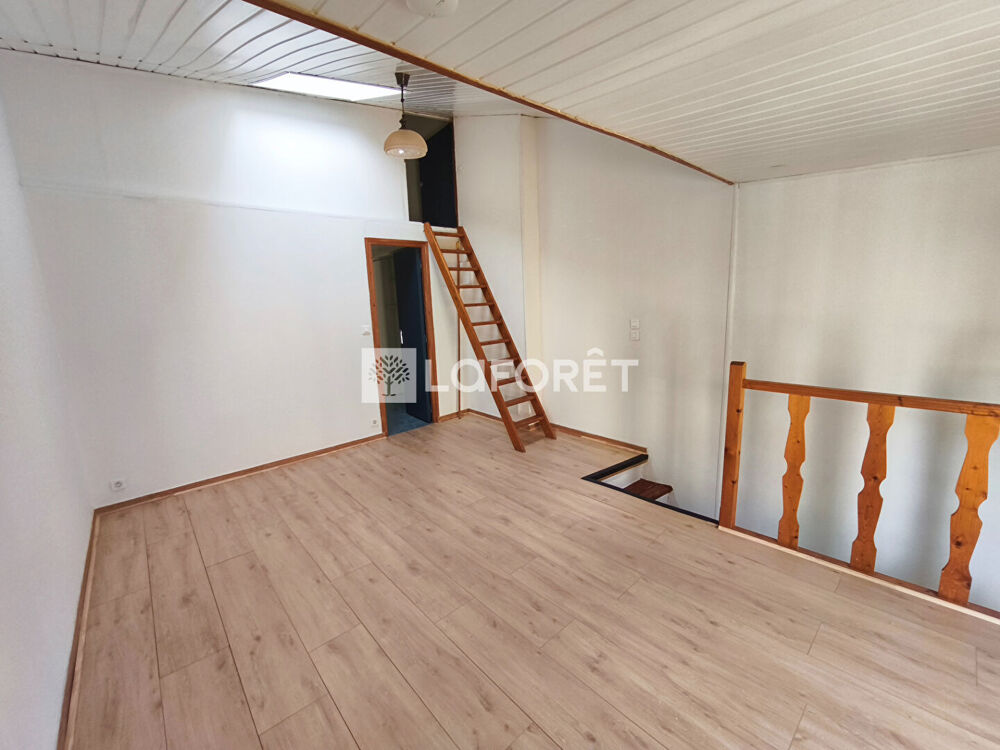 Maison de village rénovée à Maureillas-Las-Illas