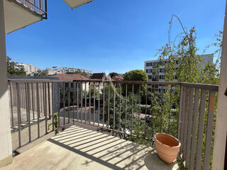  Appartement à louer 2 pièces 44 m²