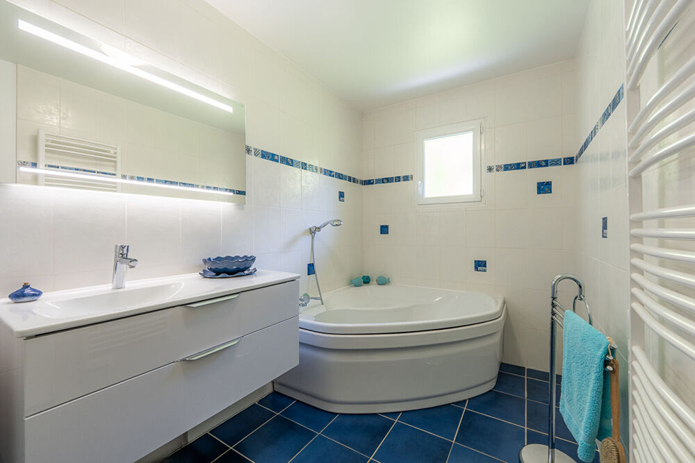 � vendre  Maison Pugny-Chatenod (73100)