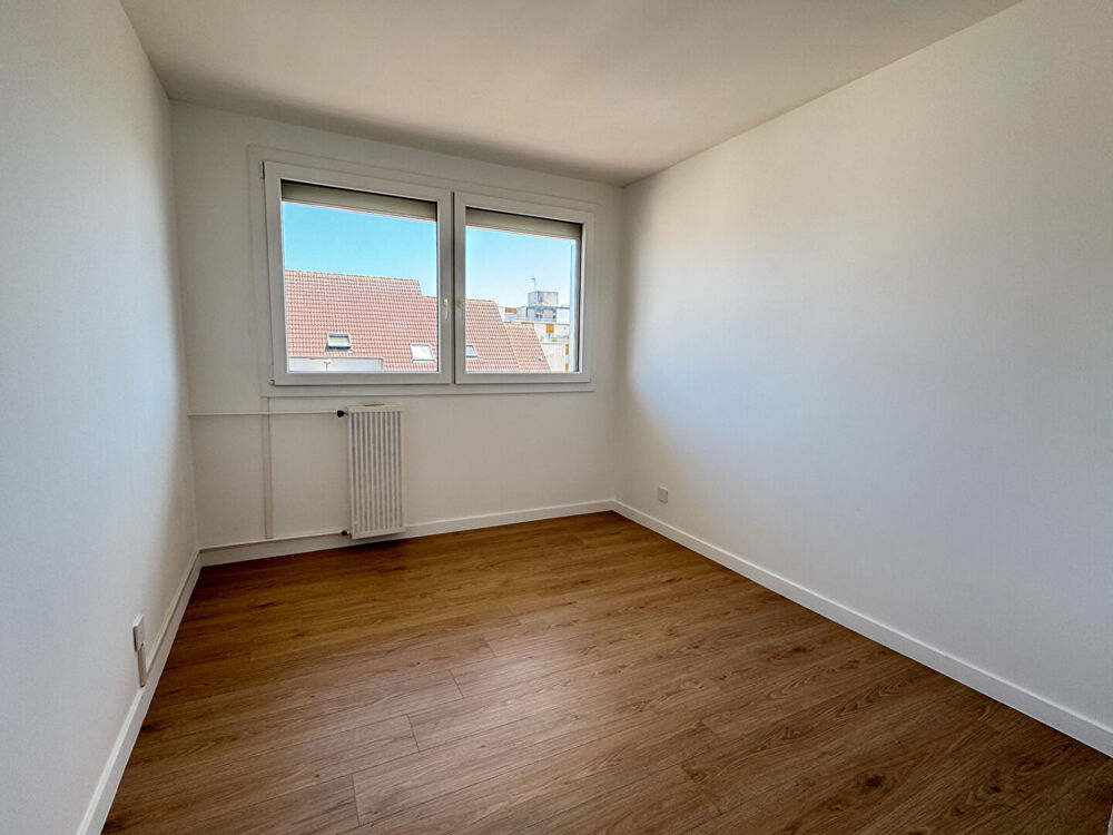 T4BIS DE 103.67 m2 RUE CHARLES DUMONT