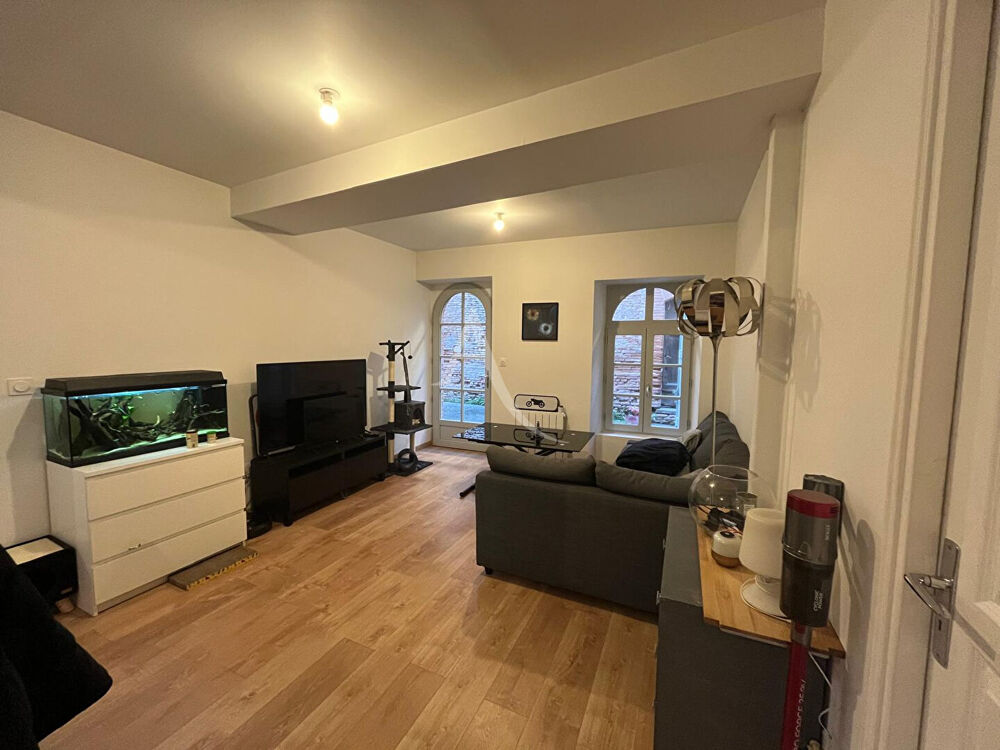 Appartement T3 rénové au centre ville de Rabastens !