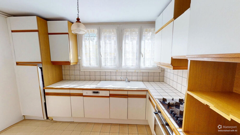 Vente Maison Maison de 88 m2 habitables 3 Chambres Garage à Chateauroux. Chateauroux