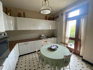  Maison  vendre 6 pices 143 m