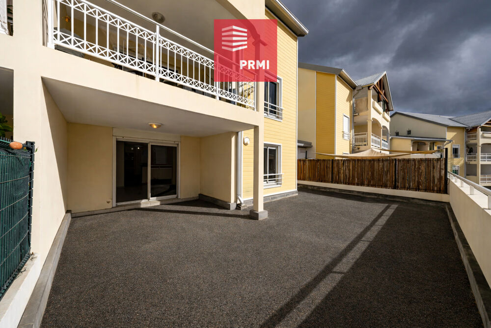 LA MONTAGNE : T4 de plain-pied avec terrasse, jardin et piscine dans la résidence