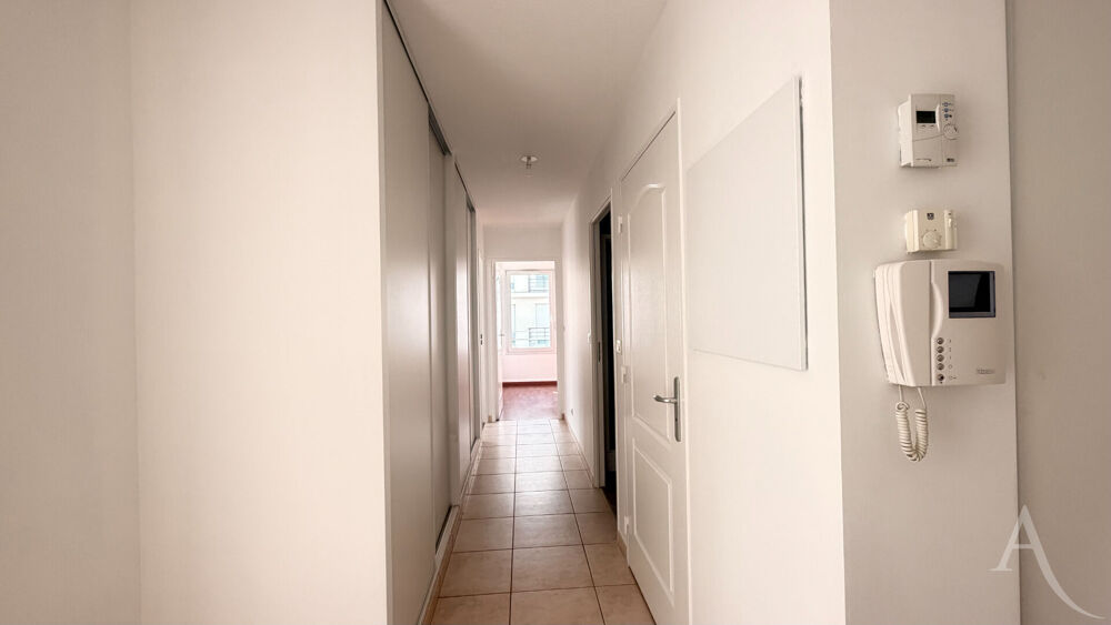 Vente Appartement ESSEY-LÈS-NANCY  T3 71 M² TERRASSE 2 STATIONNEMENTS Essey les nancy