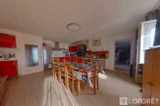  Maison � vendre 15 + pi�ces 365 m�