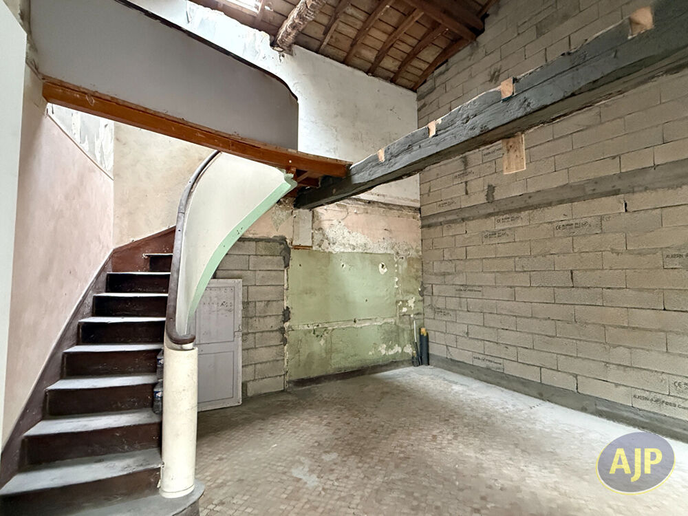 Vente Maison Maison La Chapelle Des Pots 2 pièce(s) 26.6 m2 La chapelle des pots