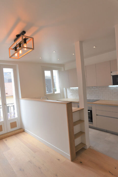  Appartement � louer 4 pi�ces 93 m�