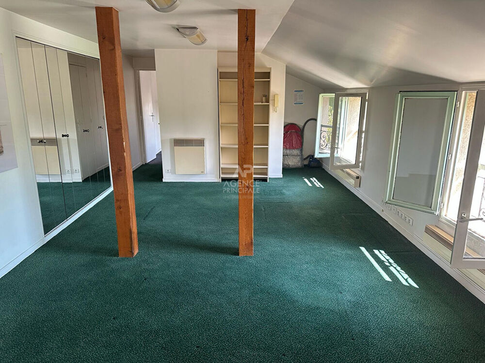 Vente Appartement Appartement Le Mesnil Le Roi 2 pièce(s) 48.56 m2 - église Le mesnil le roi