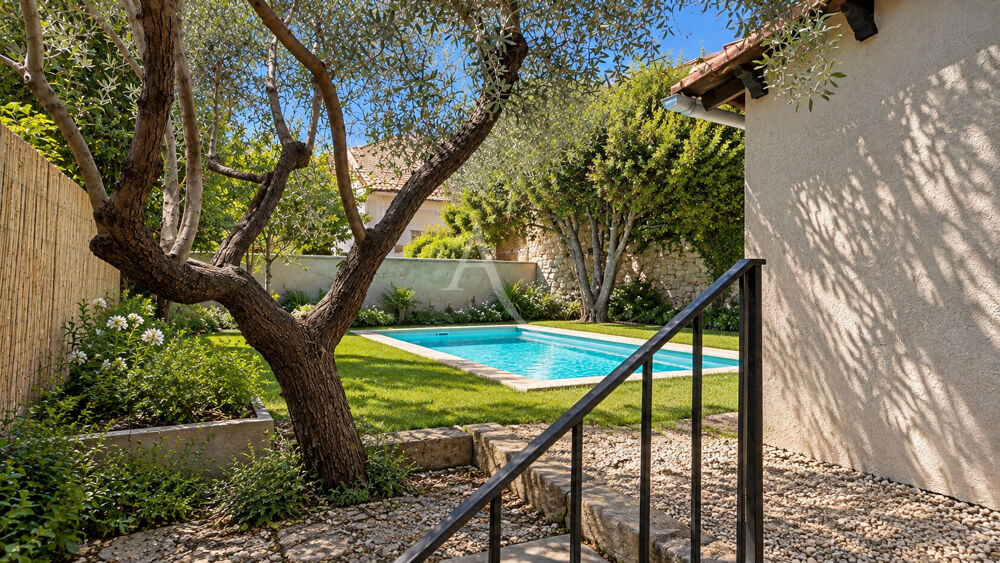 Vente Maison VILLA 160M2 CENTRE VILLE DE MANOSQUE AU CALME PISCINE JARDIN GARAGE PARKING PRIVATIF 5/6 PLACES Manosque