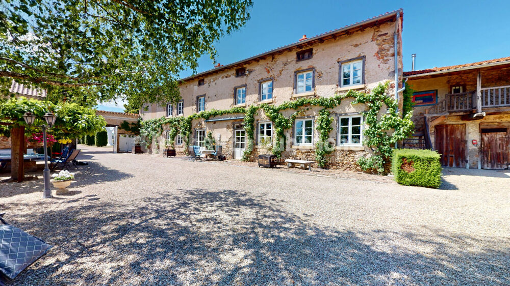 à vendre  Villa Saint-Paul-de-Vézelin (42590)