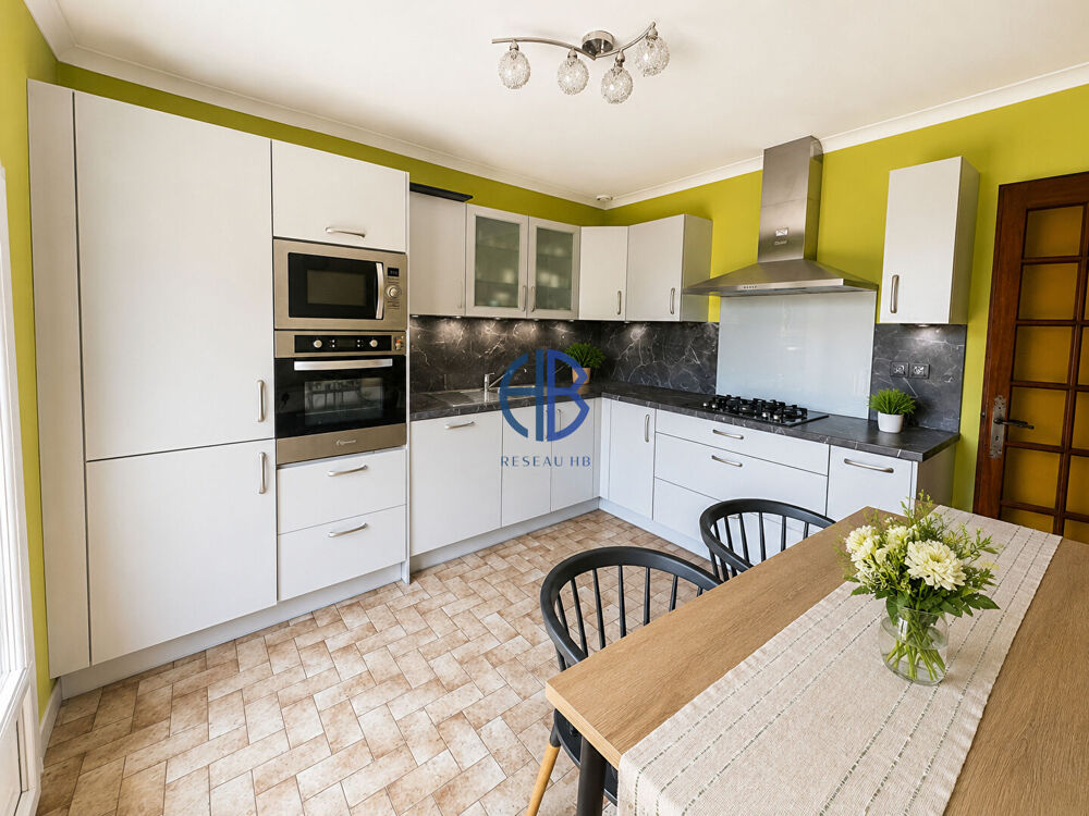 Maison de plain-pied de 90,62 m² avec sous-sol complet sur terrain de 1 050 m² ? Bourgoin-Jallieu