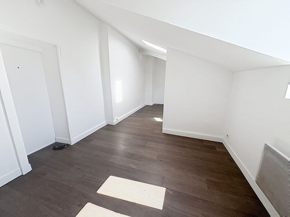 Location Appartement Centre ville - T1 Bis Nantes
