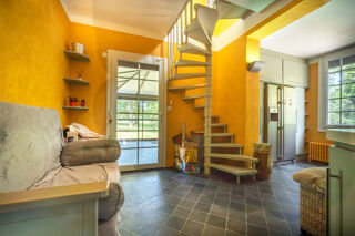  Maison à vendre 13 pièces 302 m²