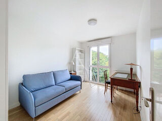  Appartement à louer 4 pièces 91 m²