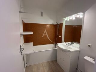  Appartement à louer 1 pièce 26 m²