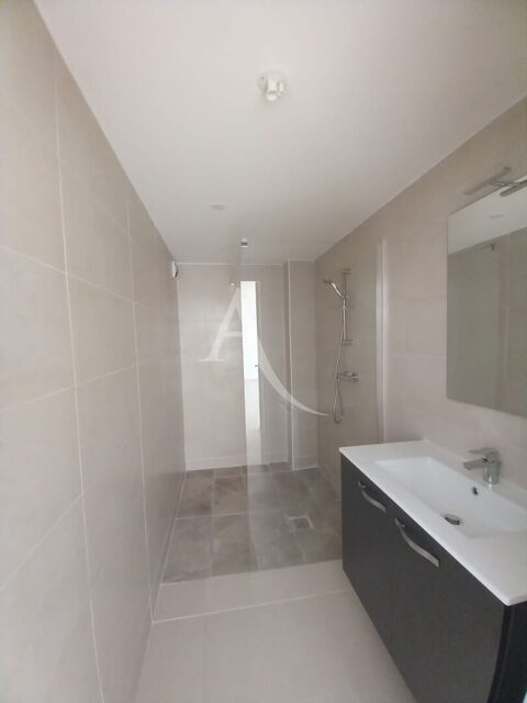  Appartement  louer 3 pices 79 m