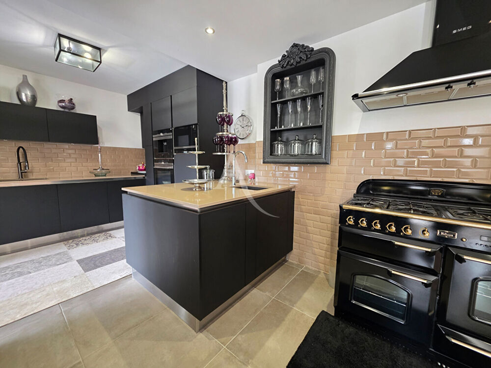 à vendre  Villa Villiers-sur-Morin (77580)