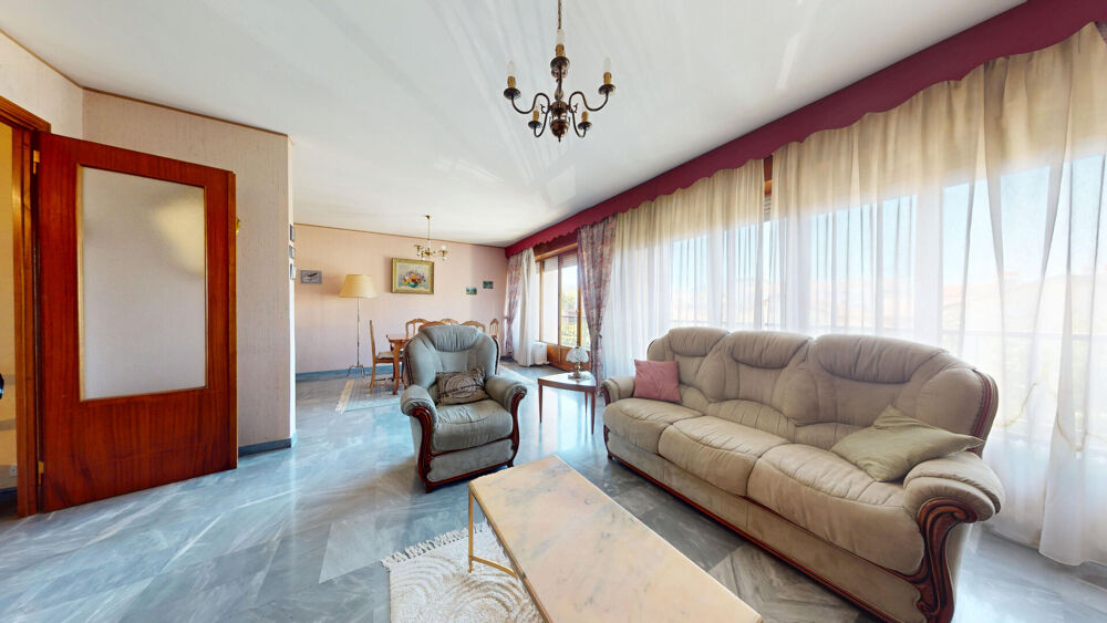 Appartement 4 pièces 89 m² · à Echirolles · 89 m² · 135 000 €