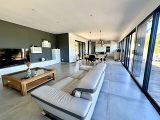  Maison � vendre 6 pi�ces 277 m�