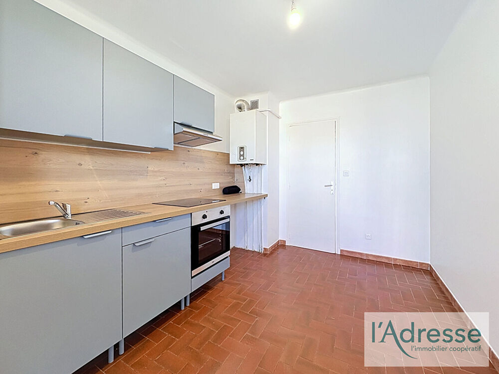 Location Appartement AJACCIO ? Appartement F2 de 58 m² avec balcon, cave et parking Ajaccio