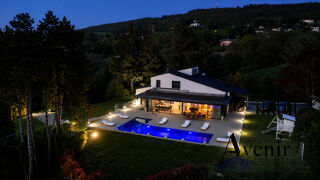  Maison à vendre 10 pièces 438 m²