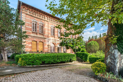 Propri&eacute;t&eacute; rare au coeur d'un parc 649000 69220 Belleville en beaujolais