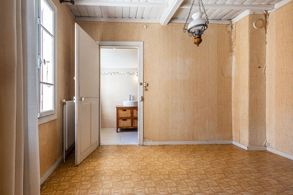 AGENCE IMMOBILIERE LAFORET - CO-EXCLUSIVITE - "PÂQUERETTE" - ANNECY / CRAN-GEVRIER - MAISON 65,63m² - SOUS-SOL COMPLET AVEC 3 CA
