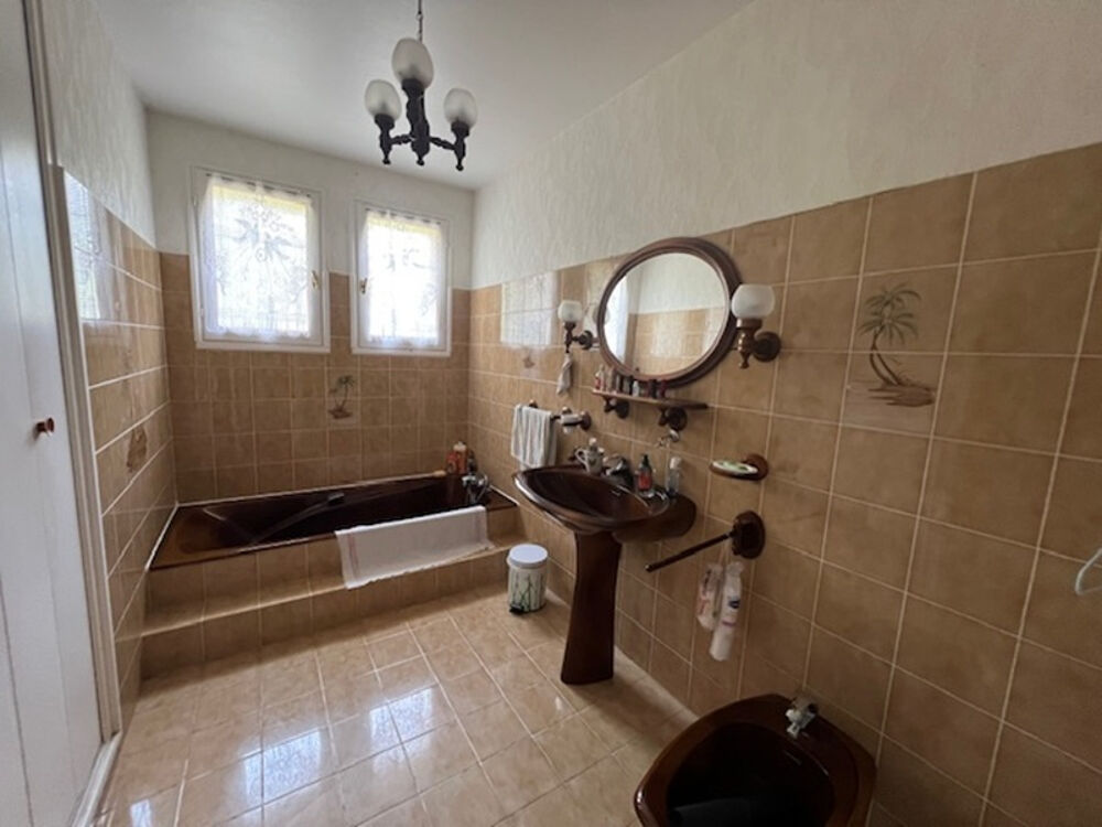Vente Maison Maison Aiguillon - 6 pièces principales Aiguillon