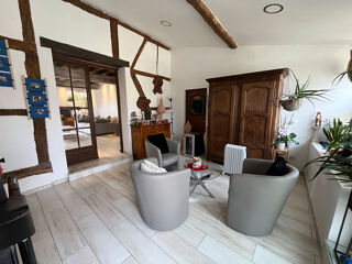  Maison � vendre 5 pi�ces 210 m�