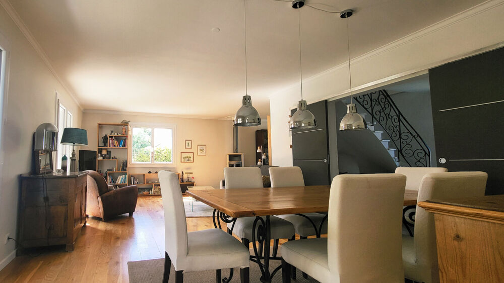 Maison 7 pièce(s) 174 m2 avec garage et piscine à Bordeaux (33200)
