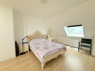  Maison  vendre 9 pices 201 m