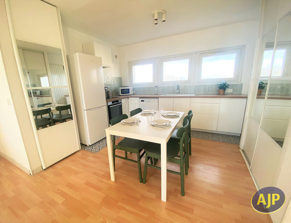 Location Appartement Appartement Libourne 4 pièce(s) 72.19 m2 MEUBLE Libourne