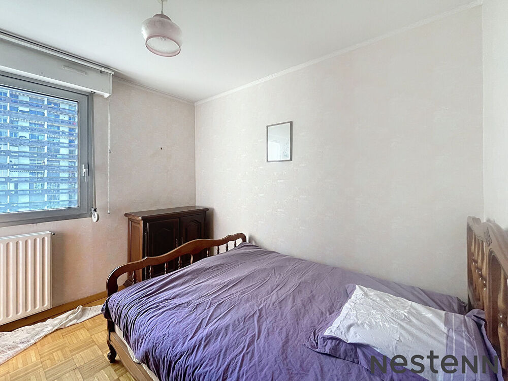 Vente Appartement Appartement 5 pièces  à vendre à Saint-Étienne - Quartier Bergson Saint etienne