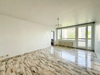  Appartement à louer 3 pièces 74 m²