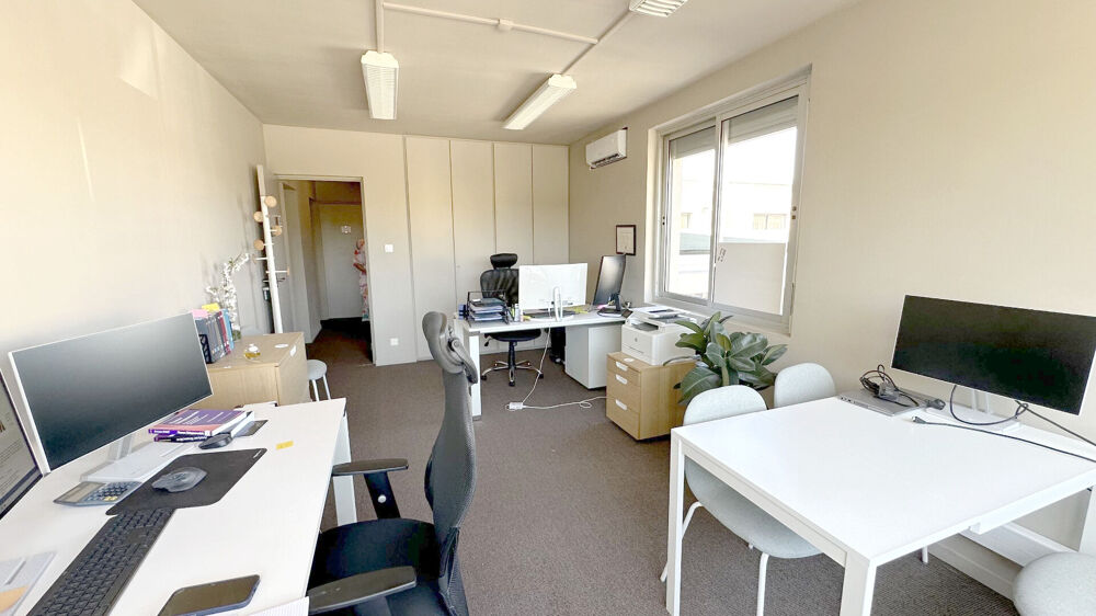   Bureaux Aix En Provence 1 pièce(s) 19 m2 Les milles