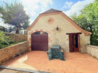  Maison à vendre 15 + pièces 406 m²