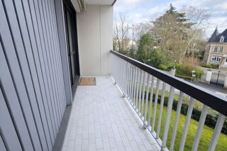  Appartement à vendre 5 pièces 104 m²