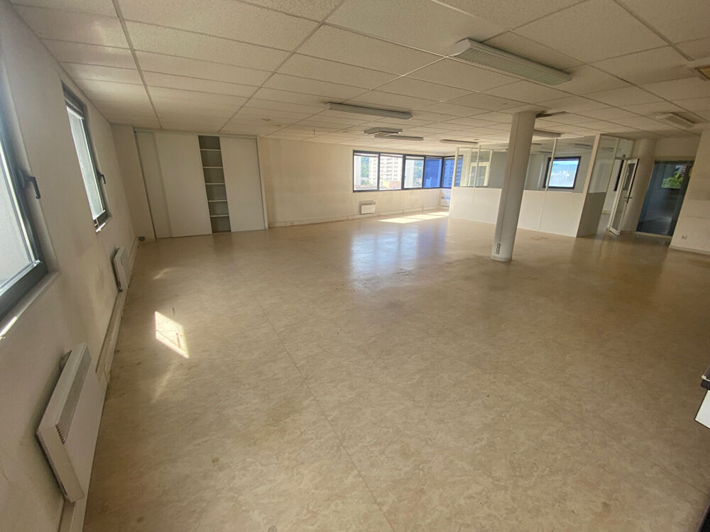   Bureaux Besancon 202.92 m2 Besancon