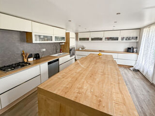  Maison  vendre 7 pices 160 m