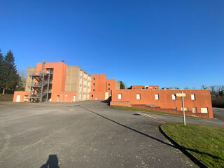  Immeuble  vendre 15 + pices 8067 m