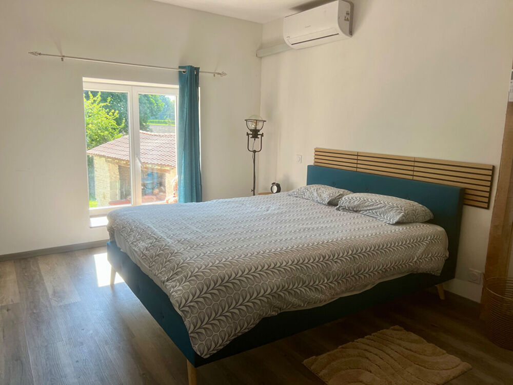 � vendre  Maison Cierzac (17520)