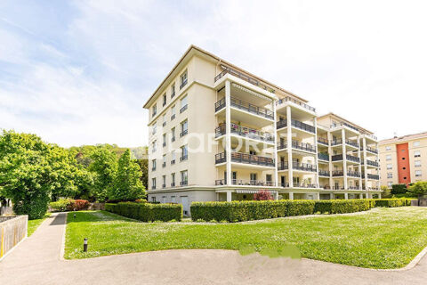   Appartement  T2 sur Bourgoin Jallieu - proche de la gare Appartement - 2 pi�ce(s) - 38 m�