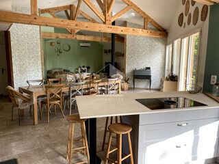  Maison � vendre 8 pi�ces 210 m�