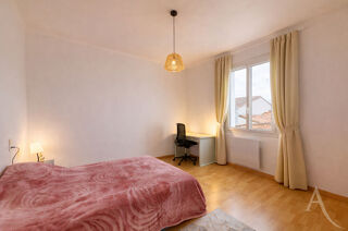  Appartement à vendre 5 pièces 106 m²