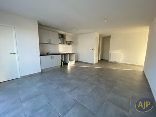  Appartement � louer 4 pi�ces 75 m�