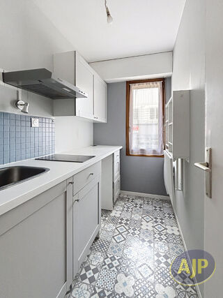  Appartement à louer 3 pièces 60 m²