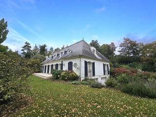  Maison � vendre 8 pi�ces 318 m�