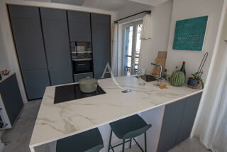  Appartement à louer 5 pièces 115 m²